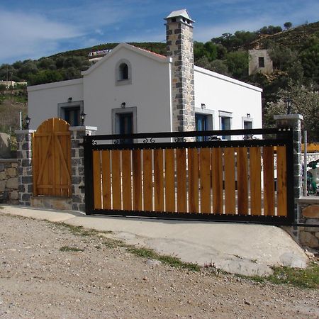 Villa Polymnia Emborios Екстериор снимка